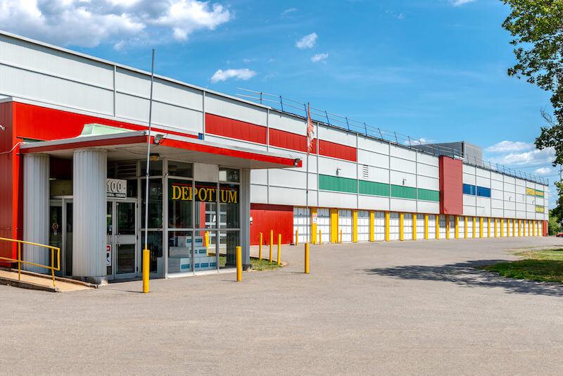 Depotium Mini-Entrepôt – Lachine, située au 100, boulevard Montréal-Toronto, a la solution d'entreposage qu'il vous faut. Réservez dès aujourd’hui!