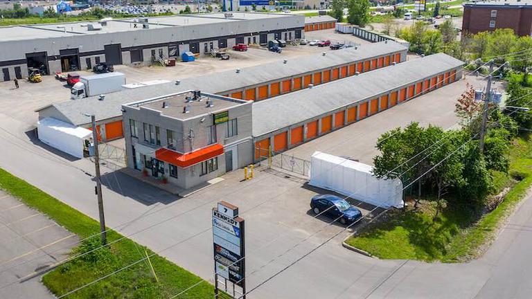 Rent St-Jérôme storage units at 5 Rue John F. Kennedy. We offer a wide-range of affordable self storage units and your first 4 weeks are free!